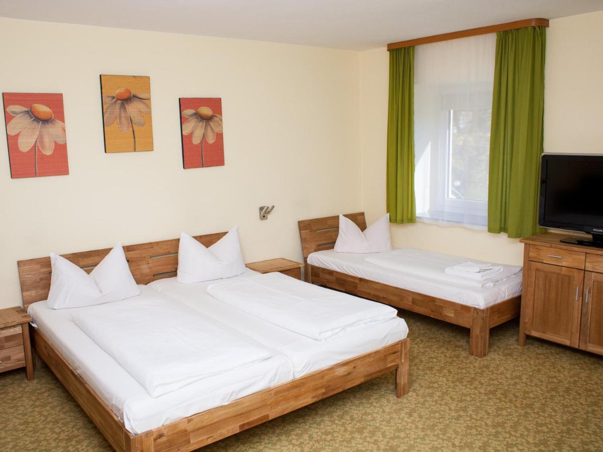 Gasthof Zur Behringersmuhle Hotel โกสไวน์ชไตน์ ภายนอก รูปภาพ